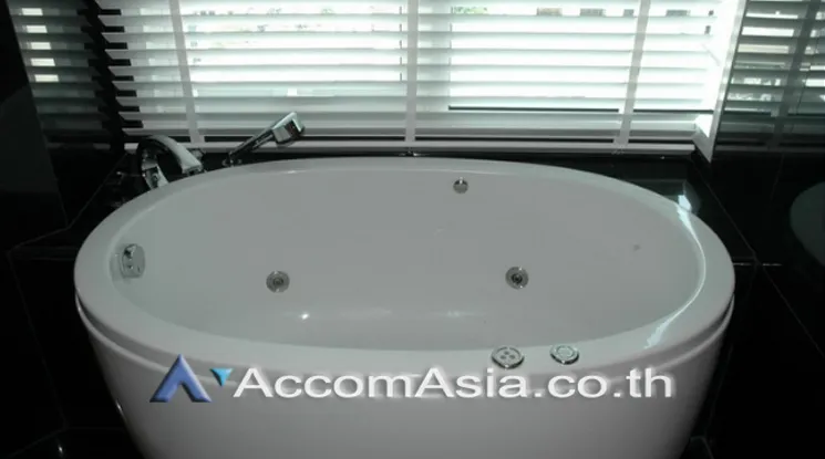  1  2 br Condominium For Rent in Silom ,Bangkok BRT Arkhan Songkhro - BTS Chong Nonsi at The Infinity Sathorn AA21701