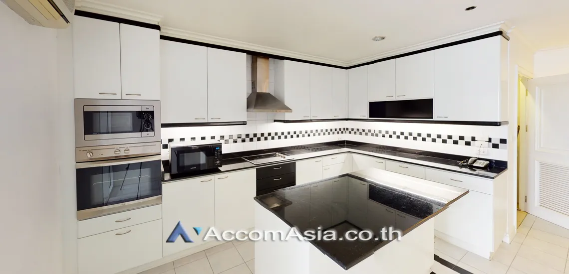 unitPet friendly |  4 Bedrooms  Condominium For Rent in Sukhumvit, Bangkok  near BTS Nana (21344)