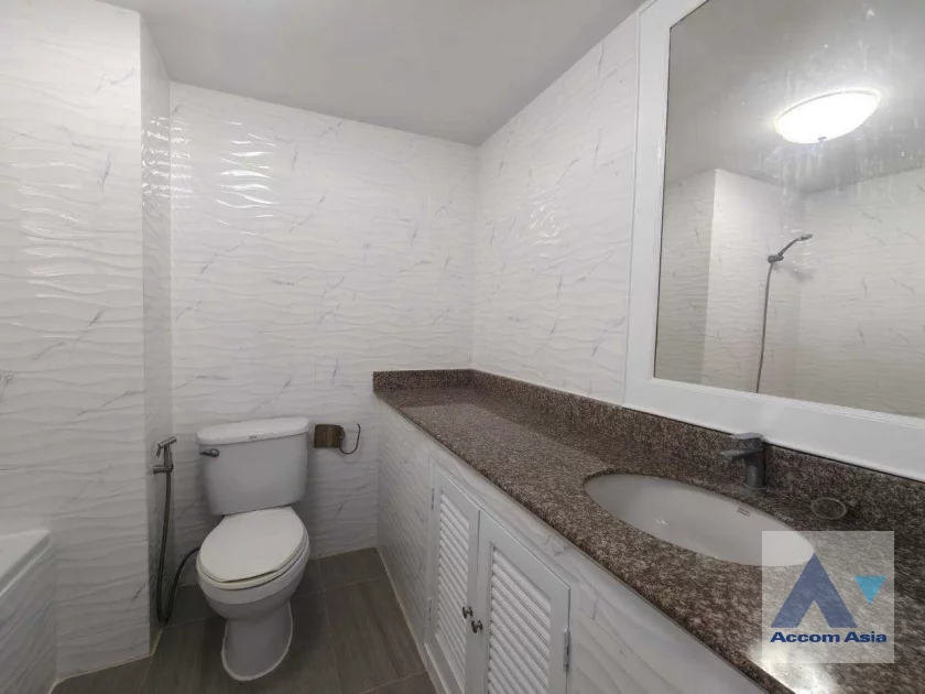 27  3 br Condominium for rent and sale in Sukhumvit ,Bangkok BTS Phrom Phong at Regent On The Park 1 AA21755
