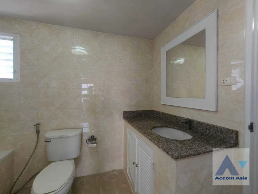 25  3 br Condominium for rent and sale in Sukhumvit ,Bangkok BTS Phrom Phong at Regent On The Park 1 AA21755