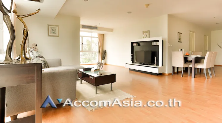 unit 2 Bedrooms  Apartment For Rent in Sukhumvit, Bangkok  near BTS Phrom Phong (AA21766)