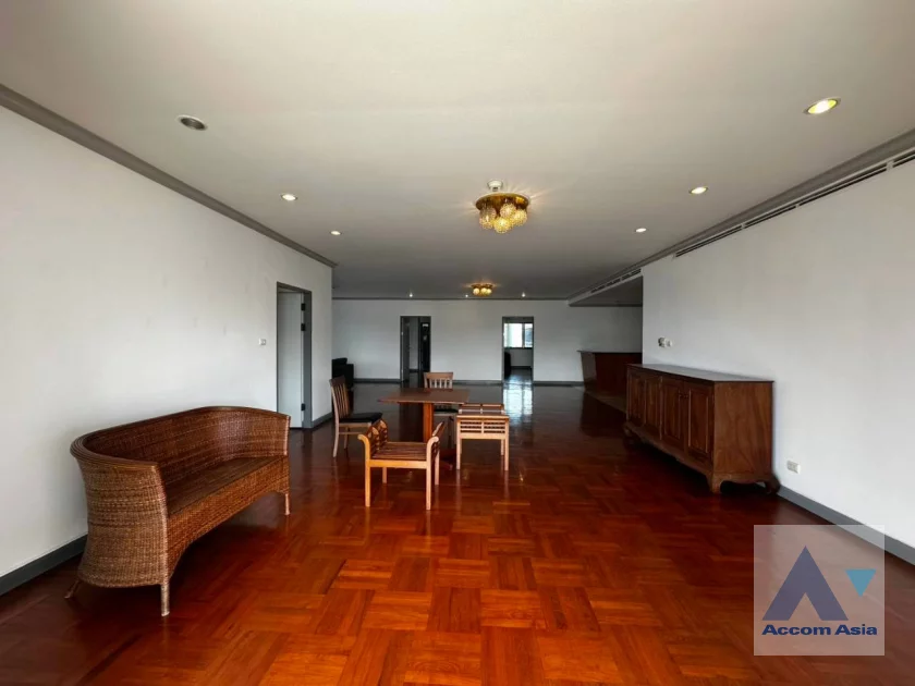 6  4 br Condominium for rent and sale in Sukhumvit ,Bangkok BTS Nana at Tower Park AA21790