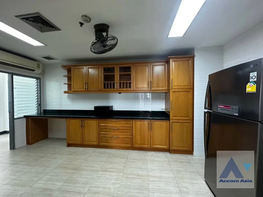8  4 br Condominium for rent and sale in Sukhumvit ,Bangkok BTS Nana at Tower Park AA21790