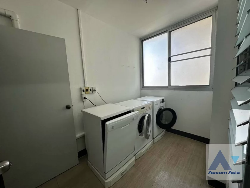 11  4 br Condominium for rent and sale in Sukhumvit ,Bangkok BTS Nana at Tower Park AA21790