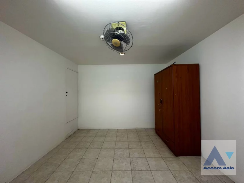 27  4 br Condominium for rent and sale in Sukhumvit ,Bangkok BTS Nana at Tower Park AA21790