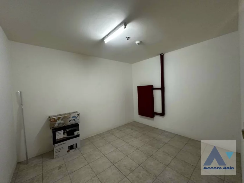 28  4 br Condominium for rent and sale in Sukhumvit ,Bangkok BTS Nana at Tower Park AA21790