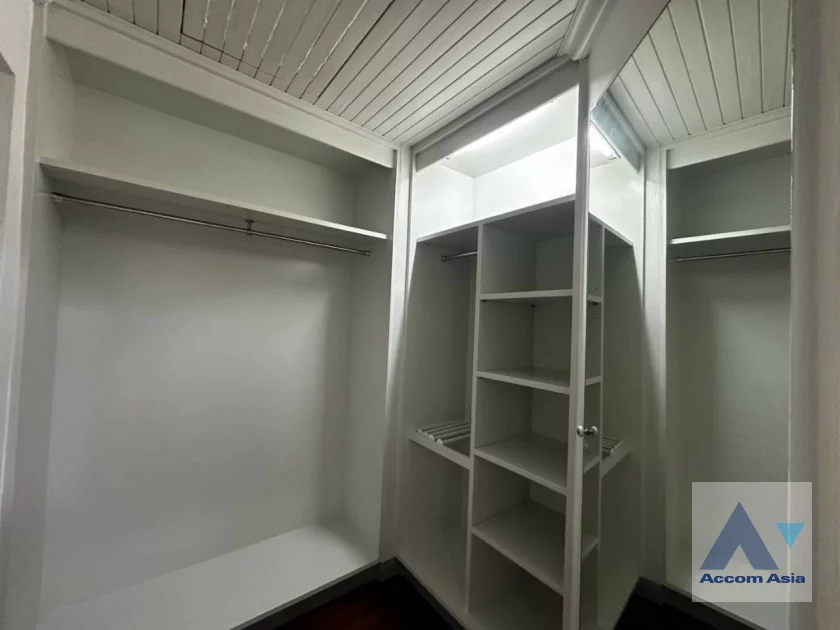 26  4 br Condominium for rent and sale in Sukhumvit ,Bangkok BTS Nana at Tower Park AA21790