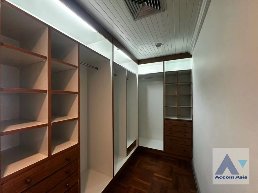 25  4 br Condominium for rent and sale in Sukhumvit ,Bangkok BTS Nana at Tower Park AA21790