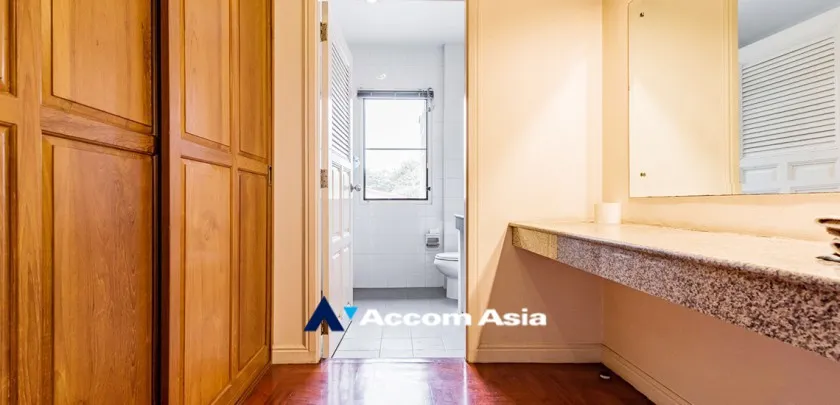 10  4 br House for rent and sale in Sukhumvit ,Bangkok BTS Punnawithi AA21804