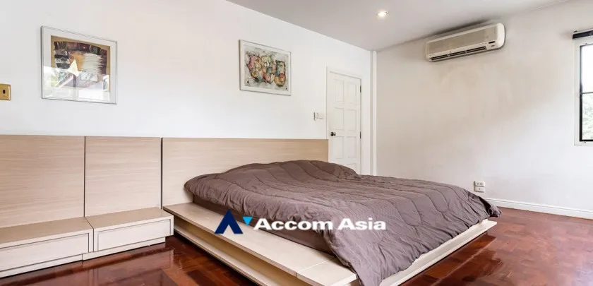 8  4 br House for rent and sale in Sukhumvit ,Bangkok BTS Punnawithi AA21804