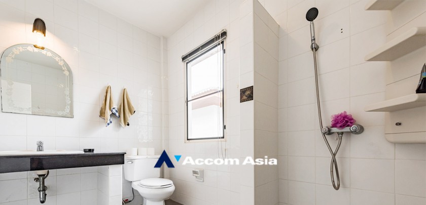 14  4 br House for rent and sale in Sukhumvit ,Bangkok BTS Punnawithi AA21804