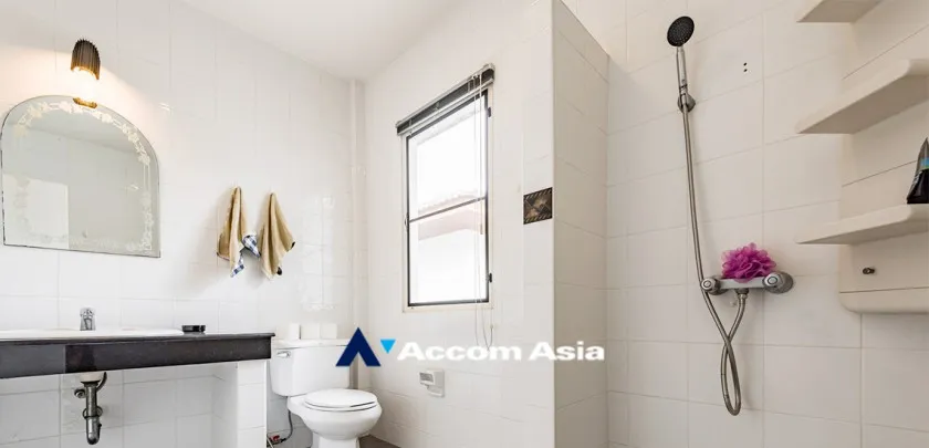 14  4 br House for rent and sale in Sukhumvit ,Bangkok BTS Punnawithi AA21804