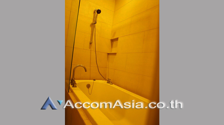 unit 1 Bedroom  Condominium For Rent in Phaholyothin, Bangkok  near BTS Ratchathewi (AA21816)