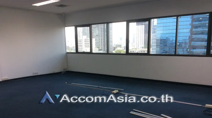unit Studio  Office space For Rent & Sale in Sukhumvit, Bangkok  near BTS Ekkamai (AA21856)