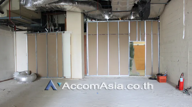  2  Office Space For Rent in Sukhumvit ,Bangkok BTS Phrom Phong at RSU Tower AA21873