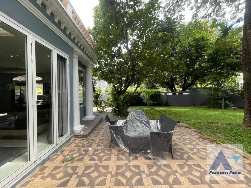 26  5 br House For Rent in Sukhumvit ,Bangkok BTS On Nut at House  in Compound AA21893