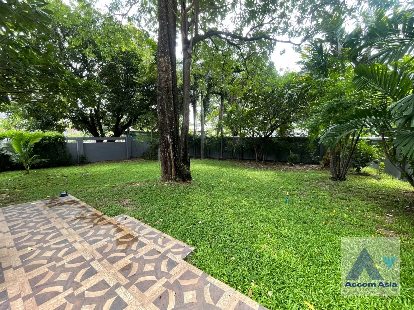 27  5 br House For Rent in Sukhumvit ,Bangkok BTS On Nut at House  in Compound AA21893
