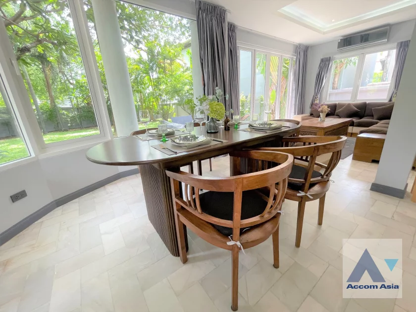 5  5 br House For Rent in Sukhumvit ,Bangkok BTS On Nut at House  in Compound AA21893