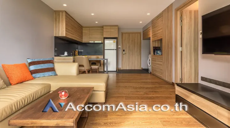 unit 1 Bedroom  Apartment For Rent in Sukhumvit, Bangkok  near BTS Ekkamai (AA21949)