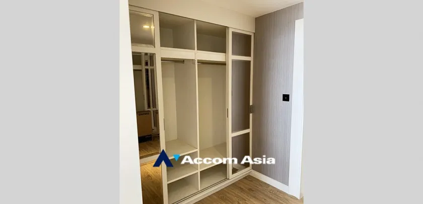  Nusa State Tower Condominium  1 Bedroom for Rent BTS Surasak in Silom Bangkok