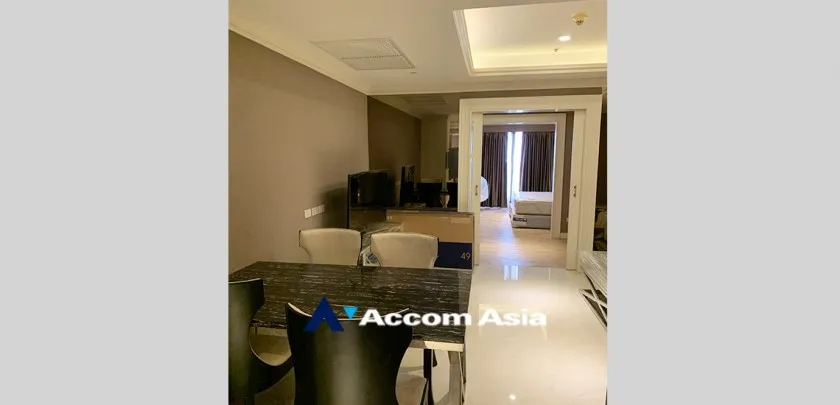 unit 1 Bedroom  Condominium For Rent in Silom, Bangkok  near BTS Surasak (AA21966)