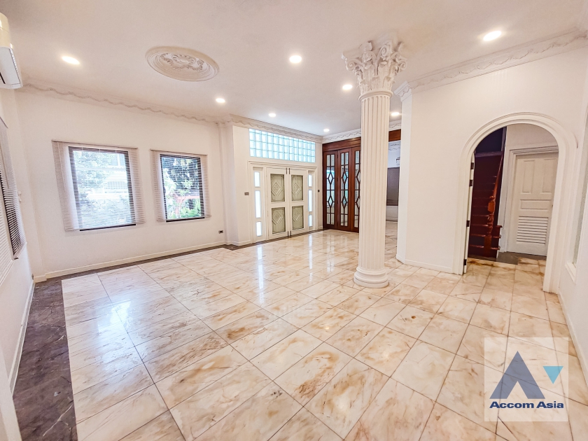 9  4 br House For Rent in Sukhumvit ,Bangkok BTS Thong Lo at Sukhumvit Villa AA21991