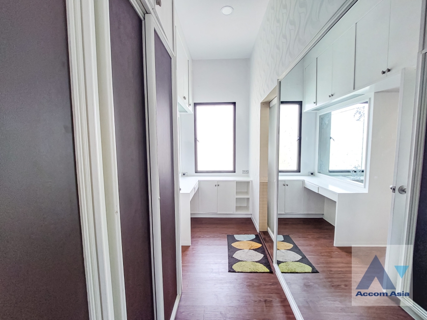 18  4 br House For Rent in Sukhumvit ,Bangkok BTS Thong Lo at Sukhumvit Villa AA21991