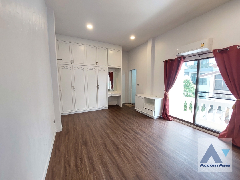 24  4 br House For Rent in Sukhumvit ,Bangkok BTS Thong Lo at Sukhumvit Villa AA21991