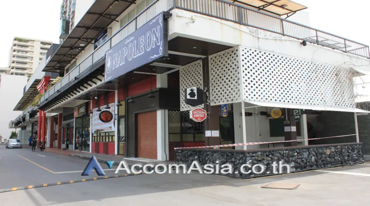 unit Retail / showroom For Rent in Sukhumvit, Bangkok  near MRT Phetchaburi - BTS Phrom Phong (AA21993)