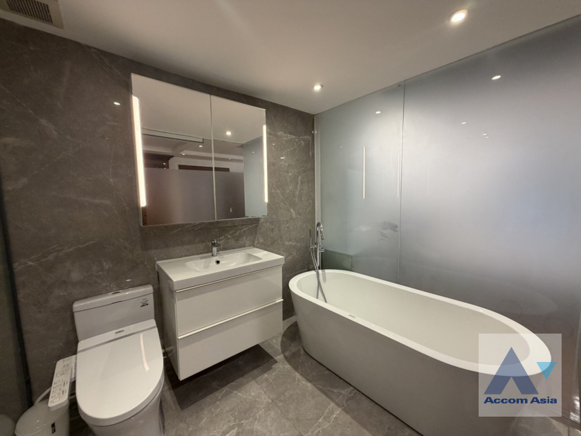 14  3 br Condominium For Rent in Sukhumvit ,Bangkok BTS Phrom Phong at Royal Castle Sukhumvit 39 AA22011