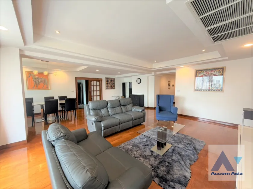 unit 3 Bedrooms  Condominium For Rent in Sukhumvit, Bangkok  near BTS Phrom Phong (AA22011)