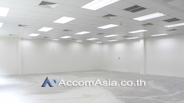  1  Office Space For Rent in Sathorn ,Bangkok BTS Surasak at Bhiraj Tower At Sathorn AA22070