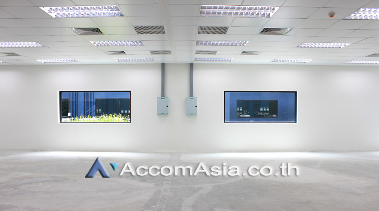 1  Office Space For Rent in Sathorn ,Bangkok BTS Surasak at Bhiraj Tower At Sathorn AA22073