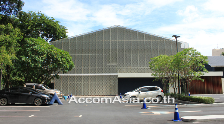 5  Office Space For Rent in Sathorn ,Bangkok BTS Surasak at Bhiraj Tower At Sathorn AA22075