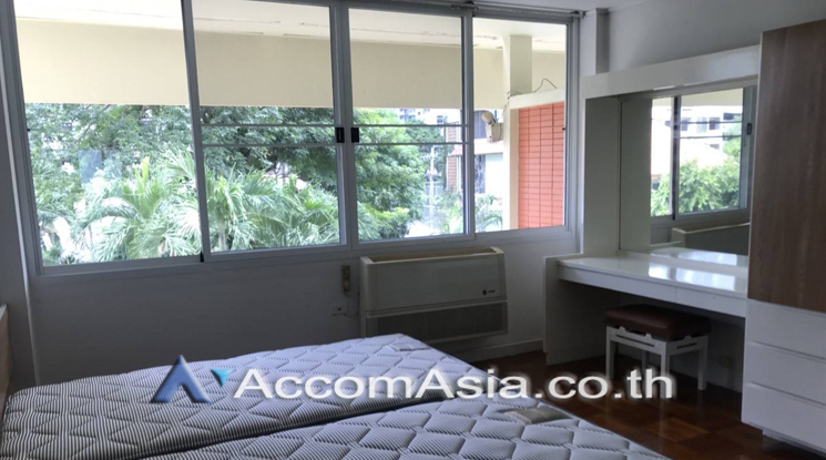 5  2 br Apartment for rent and sale in Sukhumvit ,Bangkok BTS Asok - MRT Phetchaburi at Greenery garden and privacy AA22081