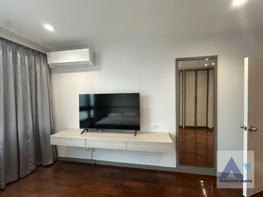11  1 br Condominium For Rent in Ploenchit ,Bangkok BTS Chitlom at President Place AA22083