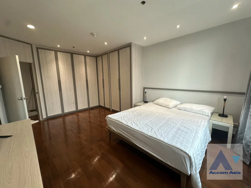 8  1 br Condominium For Rent in Ploenchit ,Bangkok BTS Chitlom at President Place AA22083