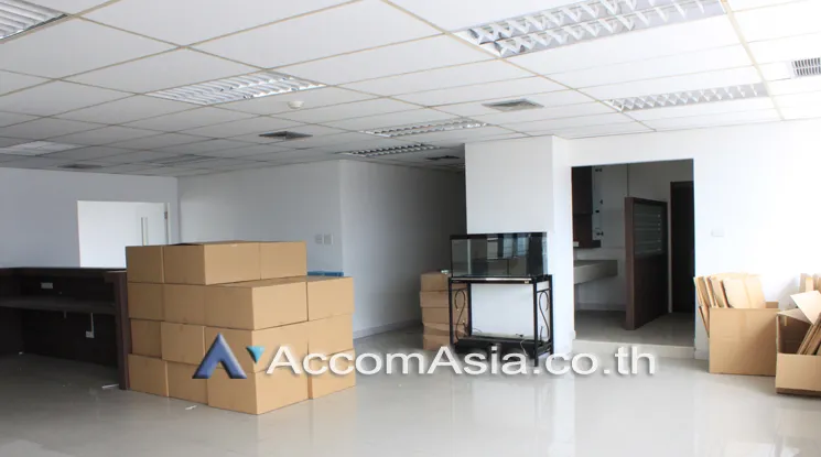 unit Office space For Rent in Ratchadaphisek, Bangkok  near MRT Thailand Cultural Center (AA22097)