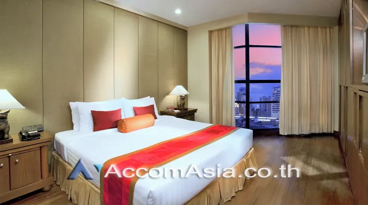unit 2 Bedrooms  Condominium For Rent in Sukhumvit, Bangkok  near BTS Phrom Phong (AA22106)