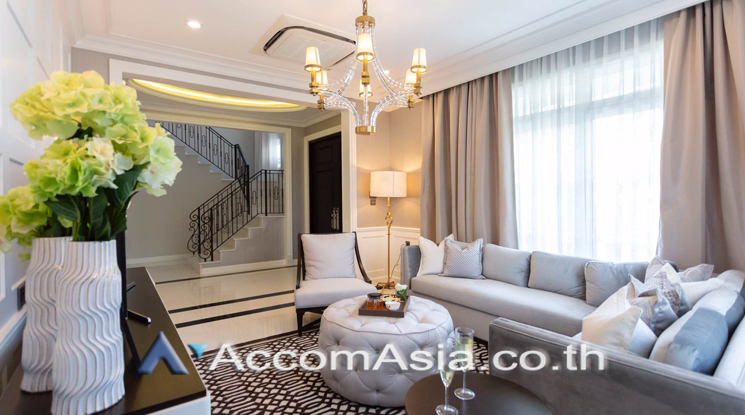  2  4 br House For Rent in Bang Na ,Bangkok  at Nantawan Bangna AA22141