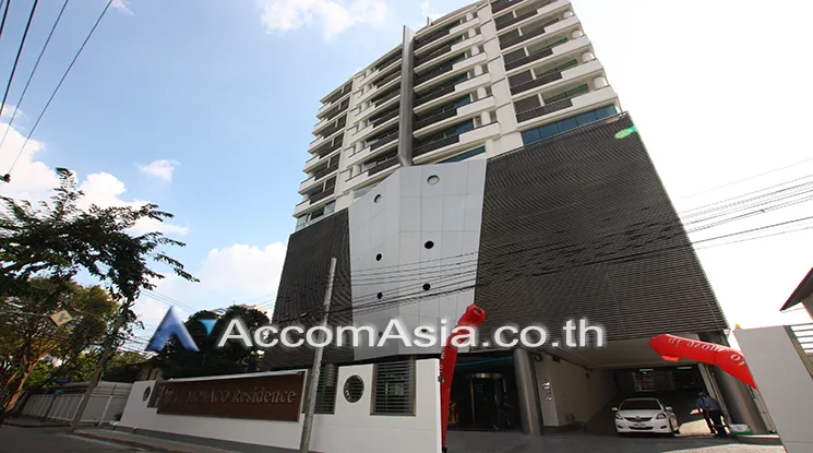 unit 5 Bedrooms  Condominium For Sale in Phaholyothin, Bangkok  near BTS Ari (AA22187)