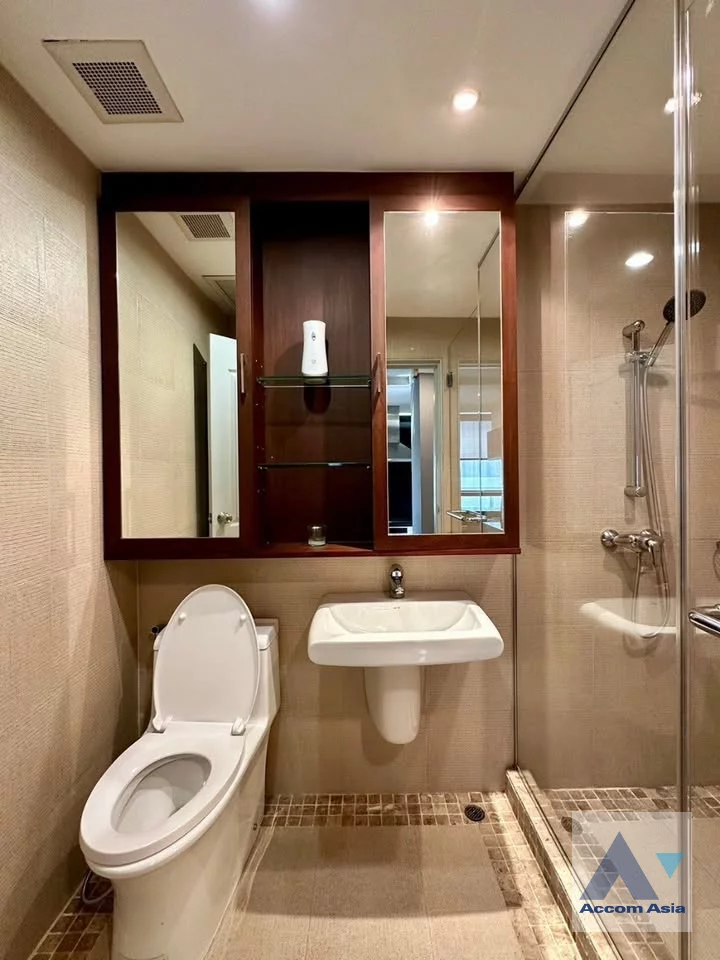 10  2 br Condominium For Rent in Ploenchit ,Bangkok BTS Chitlom at New House 21385