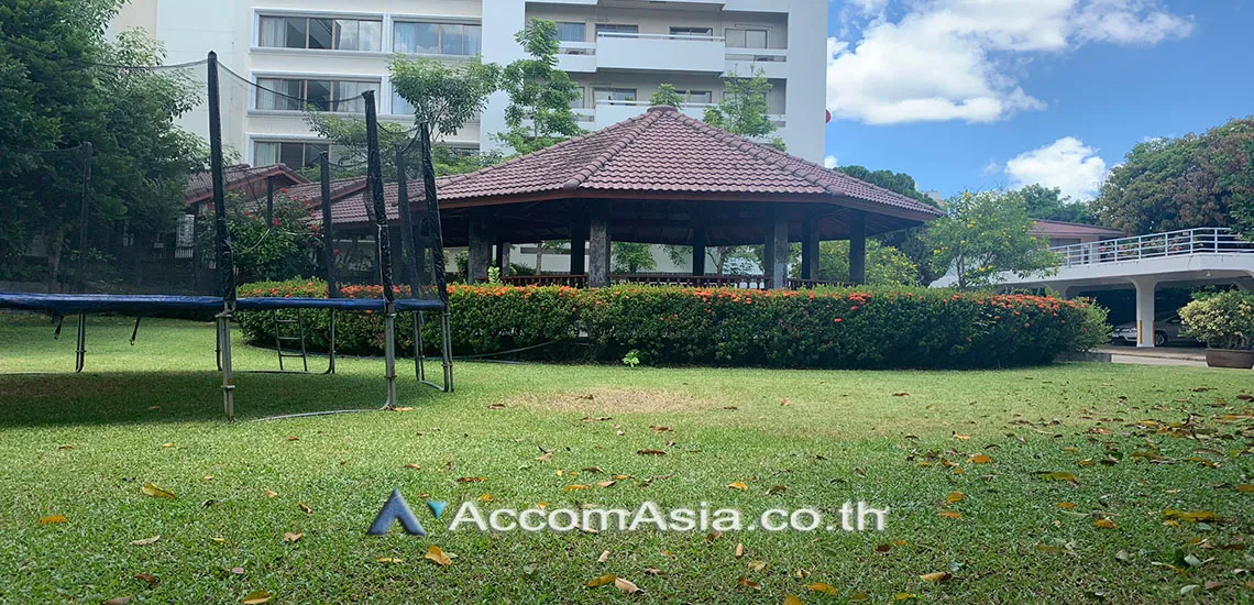 11  4 br Apartment for rent and sale in Phaholyothin ,Bangkok BTS Saphan-Kwai at Heart of Phaya Thai AA22220
