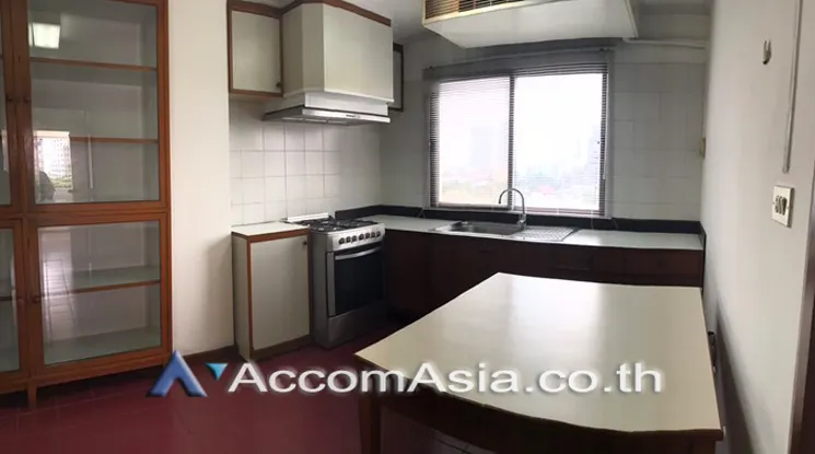 unitGarden View |  4 Bedrooms  Apartment For Rent & Sale in Phaholyothin, Bangkok  near BTS Saphan-Kwai (AA22220)