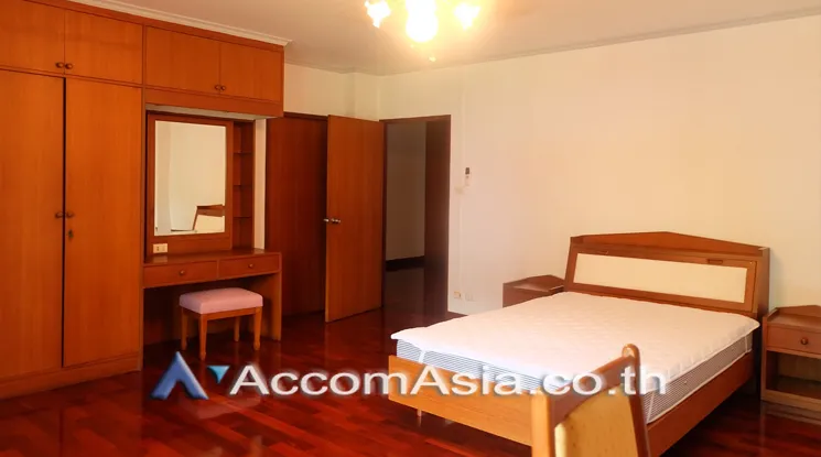 unitGarden View |  4 Bedrooms  Apartment For Rent & Sale in Phaholyothin, Bangkok  near BTS Saphan-Kwai (AA22220)