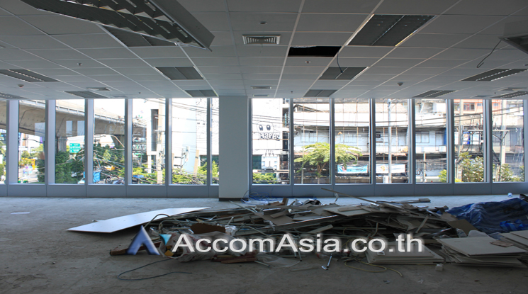 5  Office Space For Rent in Sukhumvit ,Bangkok BTS Phra khanong at Summer Hub AA22236