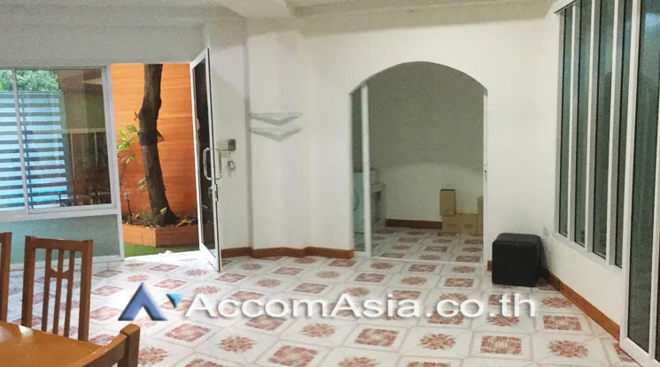 unit Apartment For Rent in Sukhumvit, Bangkok  near BTS Thong Lo (AA22335)