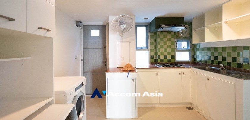 7  3 br Townhouse for rent and sale in Sathorn ,Bangkok BTS Chong Nonsi - MRT Khlong Toei at The Loft 110316