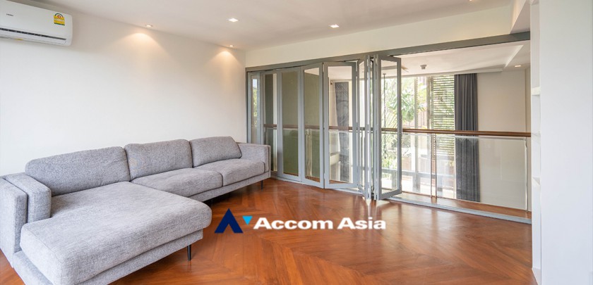 15  3 br Townhouse for rent and sale in Sathorn ,Bangkok BTS Chong Nonsi - MRT Khlong Toei at The Loft 110316