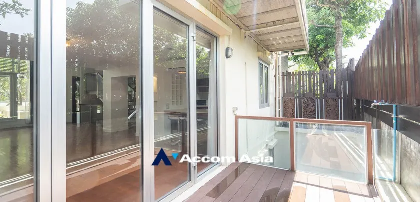 16  3 br Townhouse for rent and sale in Sathorn ,Bangkok  at The Lofts 110316